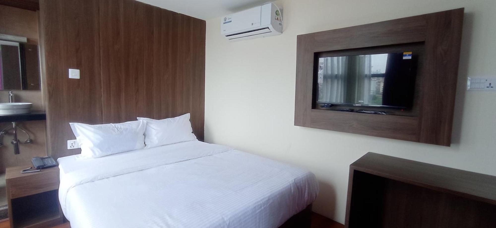 Hotel Aerolink Kathmandu Exterior photo